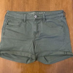American Eagle Midi Twill Shorts size 12